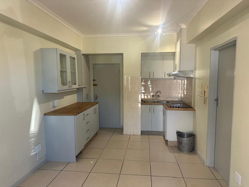 To Let 1 Bedroom Property for Rent in Fish Hoek Western Cape